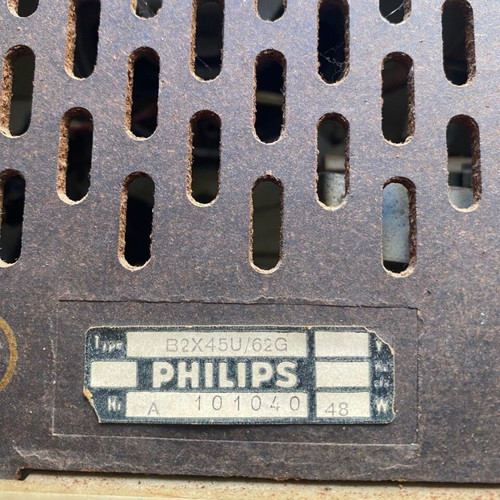 Philips B2X45U/62G vintage tube radio used, mid-century Holland-made