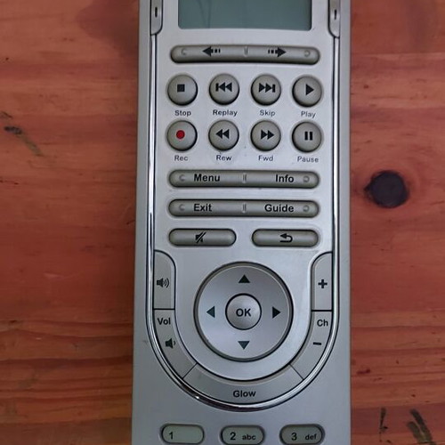Logitech Harmony 515 universal remote control like new