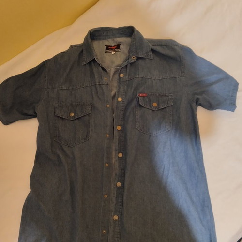 Denim short sleeve shirt like new, size XXL, blue