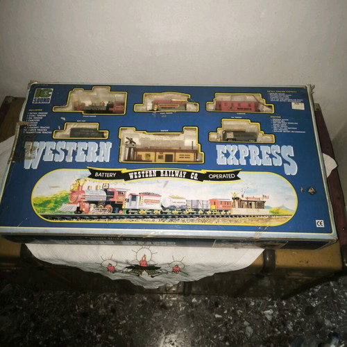 Vintage Goldlok Western Express battery-operated toy train set new