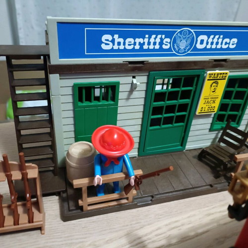 Playmobil Sheriff's Station 4431 used with minor missing parts
