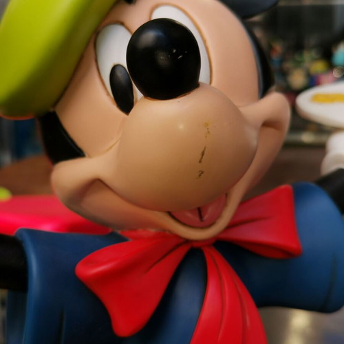 Μεγάλο άγαλμα ρητίνης Disney Mickey Mouse ζωγράφος μεταχειρισμένο