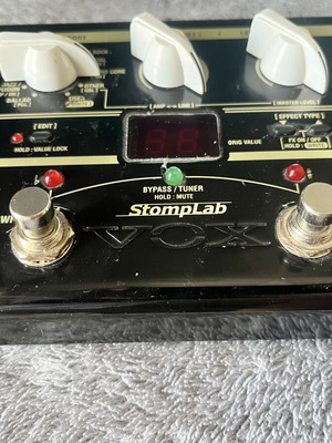 Vox StompLab pedal used with nearly 100 effects and tuner