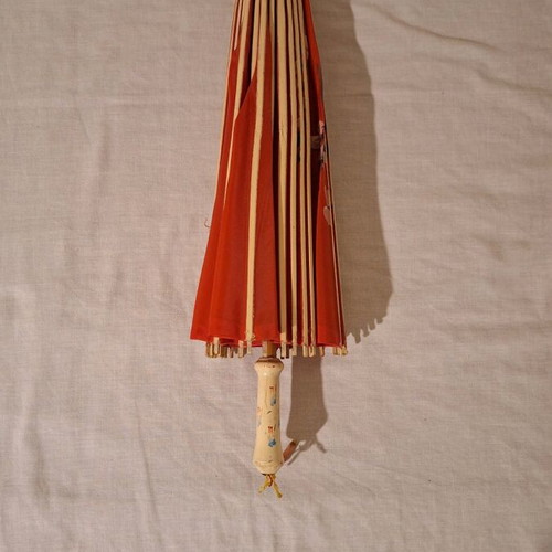 Decorative Chinese umbrella like new