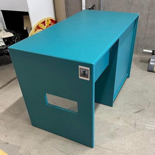 Office furniture used in very good condition