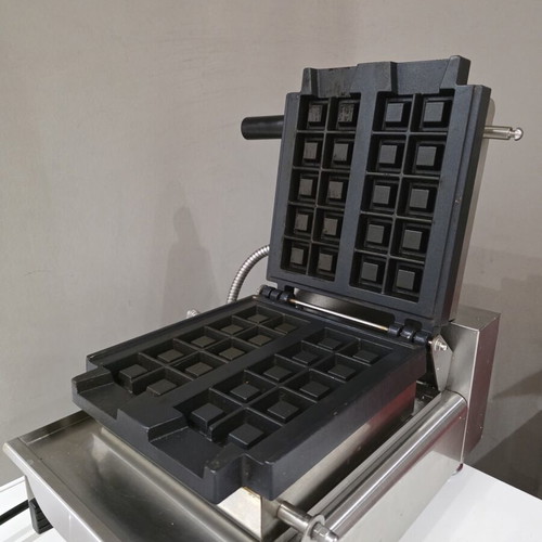Waffle Maker professional, like new