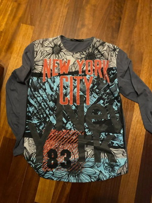 3Guys blouse used, size L, black with small hole