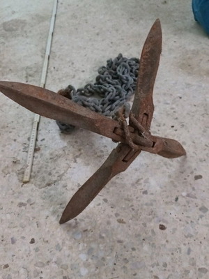 Άγκυρα με αλυσίδα μεταχειρισμένη, ύψος 42 cm, μήκος αλυσίδας 3,7 m