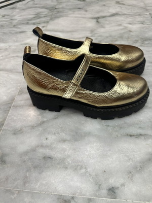 Bozikis Mary Janes shoes, gold, size 36, ballerina style