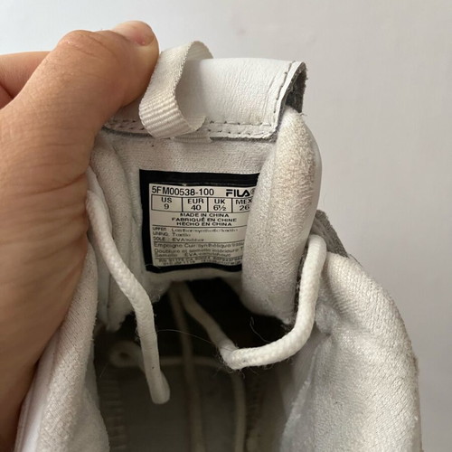 Fila sneakers used with reusable stickers, size 40, white