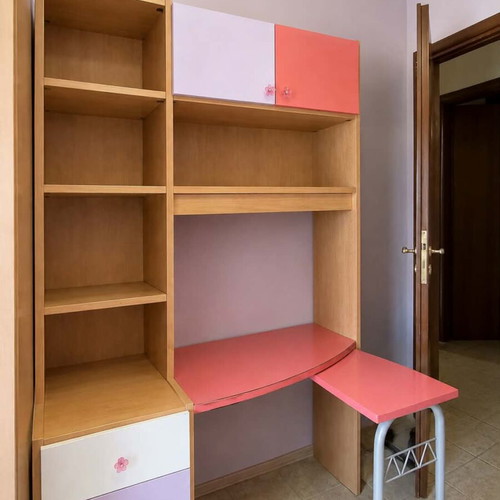 Modeco desk bookshelf