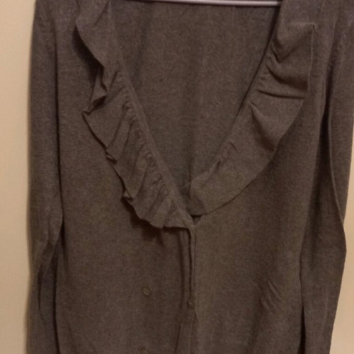 Blouse like new with ruffles on neckline, gray, size L