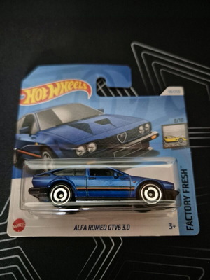 Hot Wheels Alfa Romeo GTV6 like new
