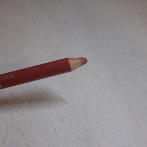 Rimmel Lasting Finish 080 Blushing Nude Lip Pencil used