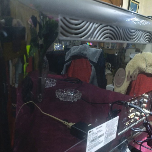 Τηλεόραση LG 22'' σαν καινούργια με ωραία χρώματα