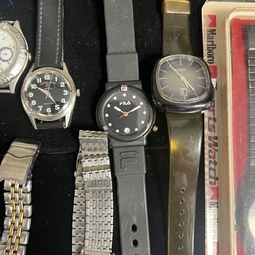 Watches used, lot of 35 needing service or repair