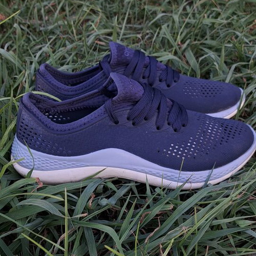 Crocs athletic shoes like new, blue, sizes 38-39