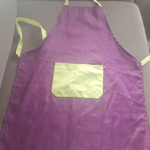 Kitchen apron like new for cooking protection
