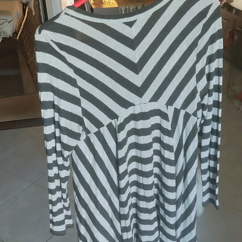 DKNY women's blouse like new, black and gray, size S