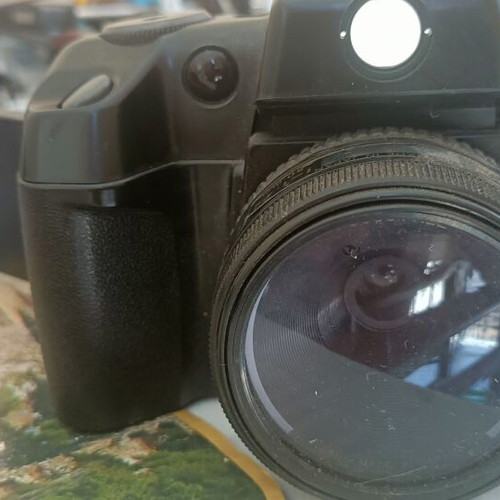 Sony Big Royal View camera new with carrying case and detachable flash