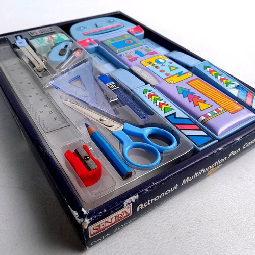 Astronaut school set from the 80s, brand new