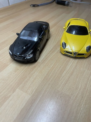 BMW M3 Coupe 2009 Kinsmart 1/36 and Alfa 8c Burago 1/32 toy cars set