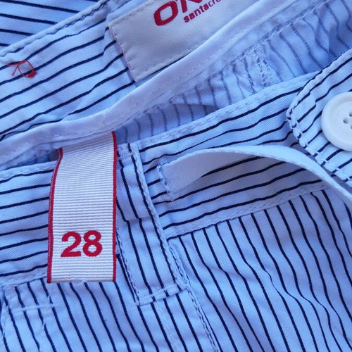 O'neill men's bermuda white with black stripe, size S, like new