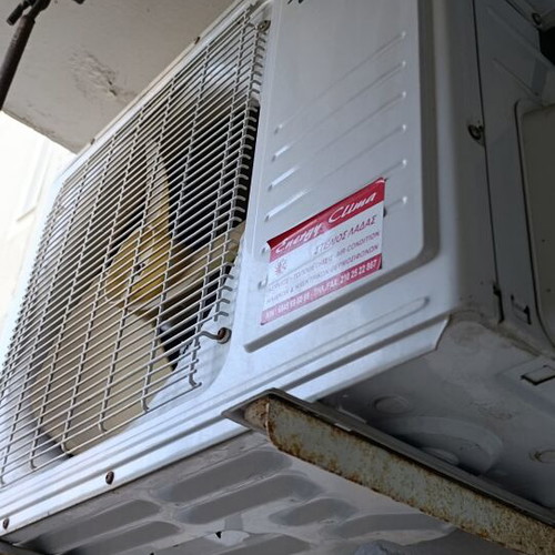 Fidji Inverter Air Conditioner 9,000 BTU R410A like new, cooling and heating