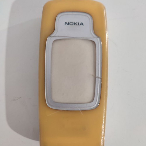 Nokia 2100 used, functional with charger without battery