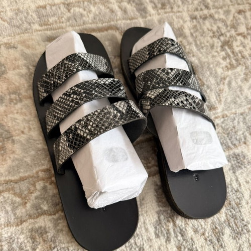 Handmade leather sandals like new, size 39, black and grey