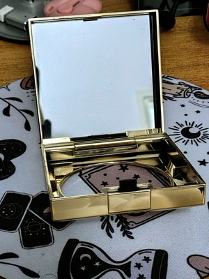 YSL cushion foundation empty case like new