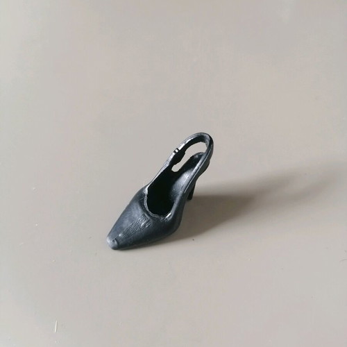Barbie shoe new