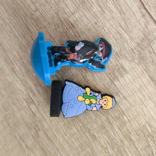 Small toys from Kinder like new