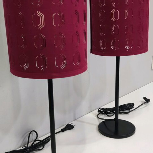 Table lamp pairs like new