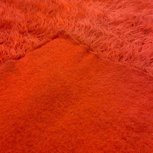 Wool flokati rug coral red like new, 3.00 x 1.80 m