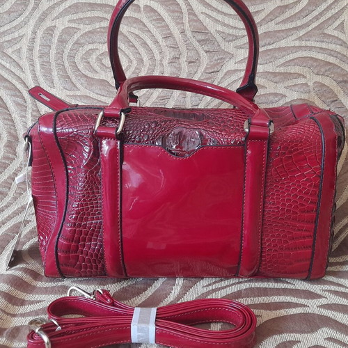 Sabrina Vintage Shiny Crossbody Bag Red Bordeaux Snake Style