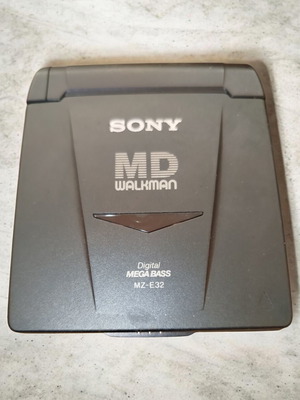 Sony MZ-E32 MiniDisc Player φορητός MD Walkman μεταχειρισμένο, ματ μαύρο