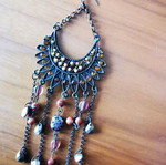 Earring pendant like new, brown