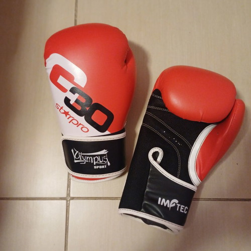 Olympus boxing gloves leather like new