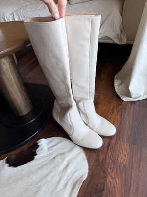 White leather boots Sante size 40 like new