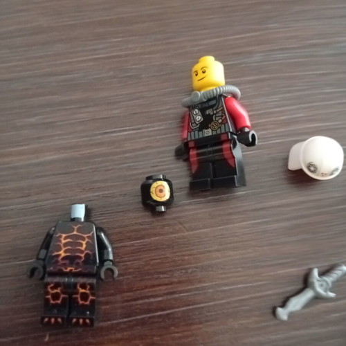 Lego Nexo Knights parts used, assorted pieces