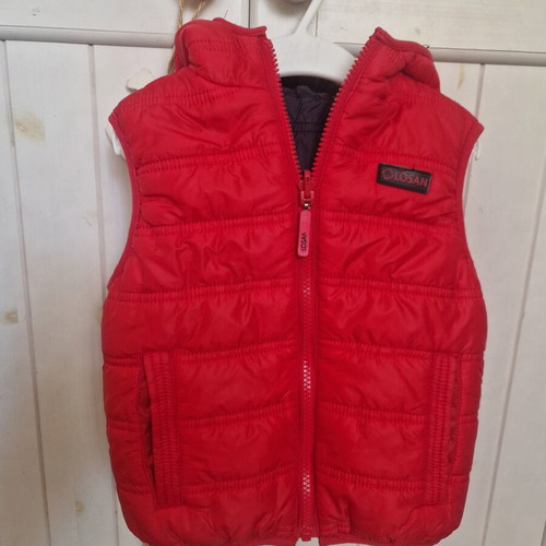 Red baby sleeveless vest Losan like new, age 2 years