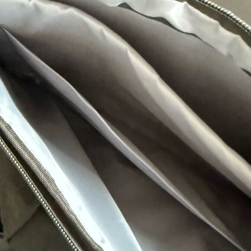 Remax laptop case like new for 13-inch or smaller
