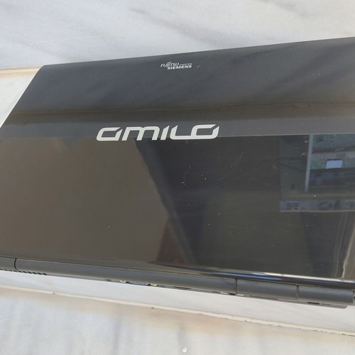 Fujitsu Siemens Amilo Pi 3540 laptop used with charger, 15.4-inch display