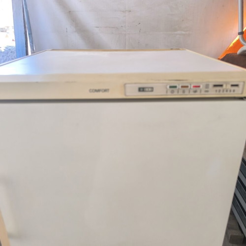 Siemens freezer used with six drawers