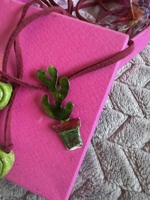 Κολιέ handmade σαν καινούργιο, πολύχρωμο, προσαρμόσιμο μέγεθος