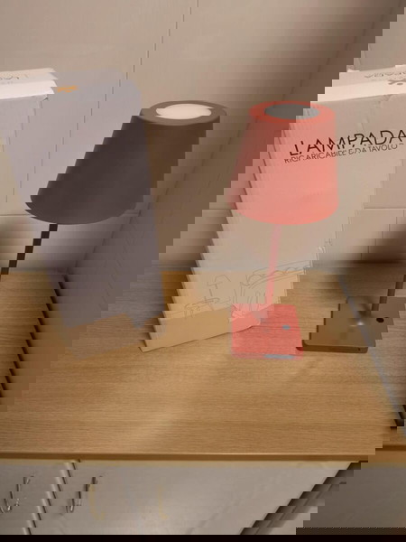 Εντελώς καινούργια επαναφορτιζόμενη νυχτερινή λάμπα LAMPADA, ύψος 40 εκ.