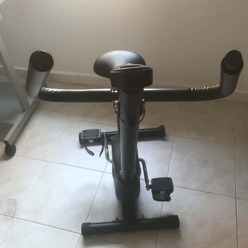 FIT ACT FC 10 Upright Exercise Bike