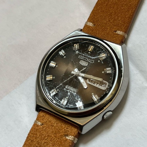 Vintage Seiko 5 wristwatch used, automatic, 1970s