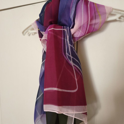 Scarf like new, airy with fuchsia, purple and blue shades